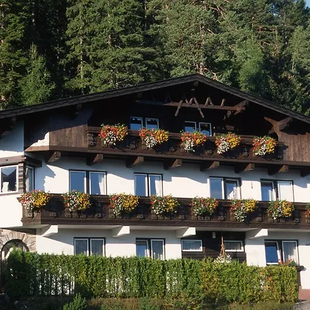 Haus Salzburg Apartment Seefeld in Tirol